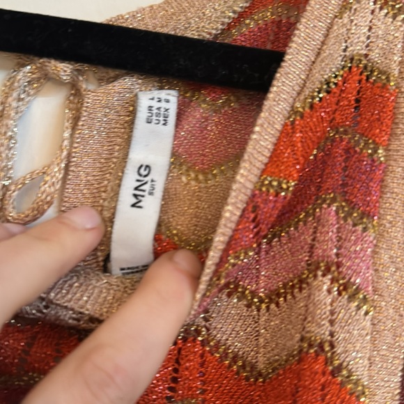 Mango size medium pink/orange/gold chevron tank top - Picture 3 of 4